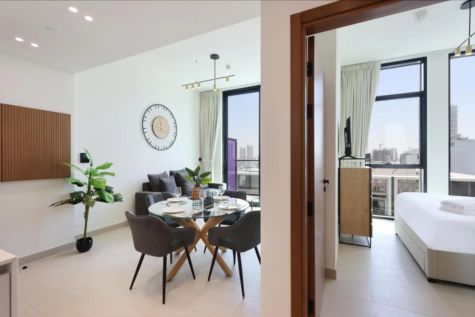 Apartment Livbnb-Urban Getaway 1Bhk With Jvc Skyline View Dubai