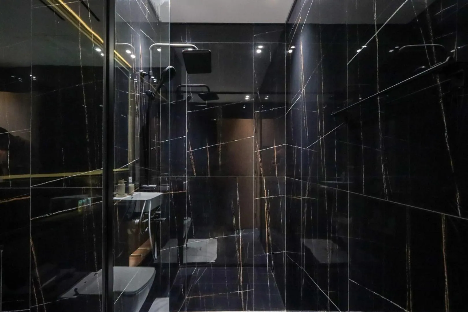 Apartment Livbnb-Urban Getaway 1Bhk With Jvc Skyline View Dubai United Arab Emirates